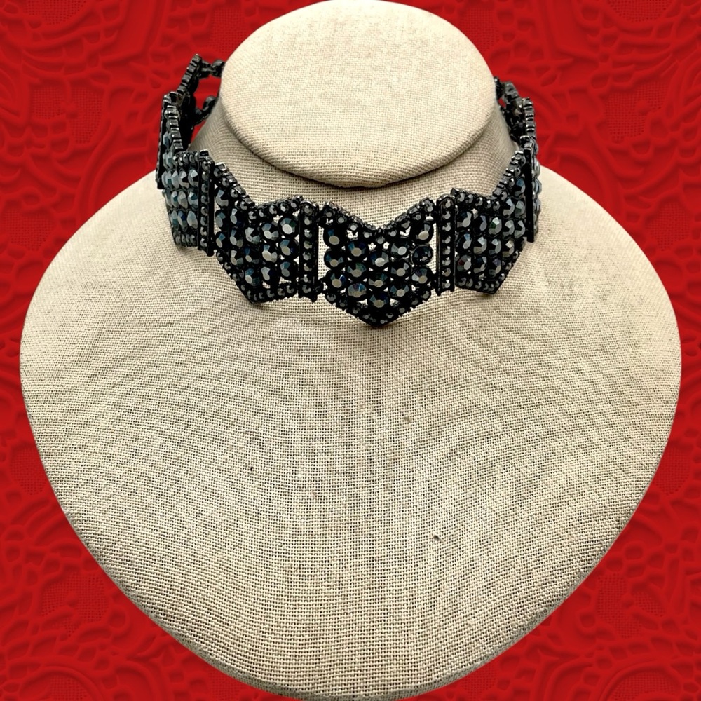Stunning Jet Black Crystal Articulated Chevron Link Choker Necklace